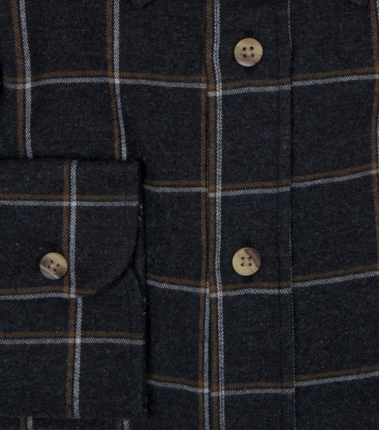 Chemise en flanelle légère et douce